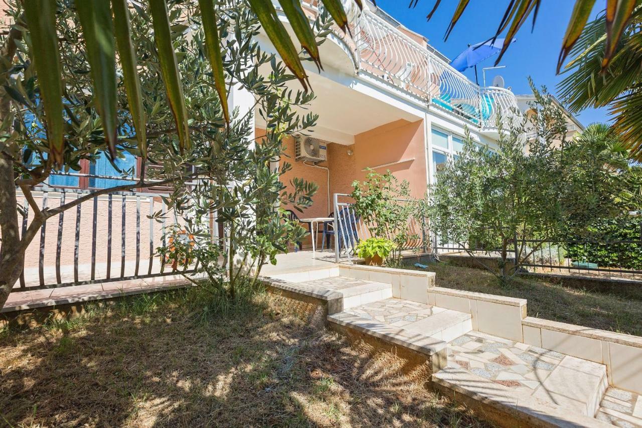 Blue Place W. Terrace Apartment โปเรช ภายนอก รูปภาพ